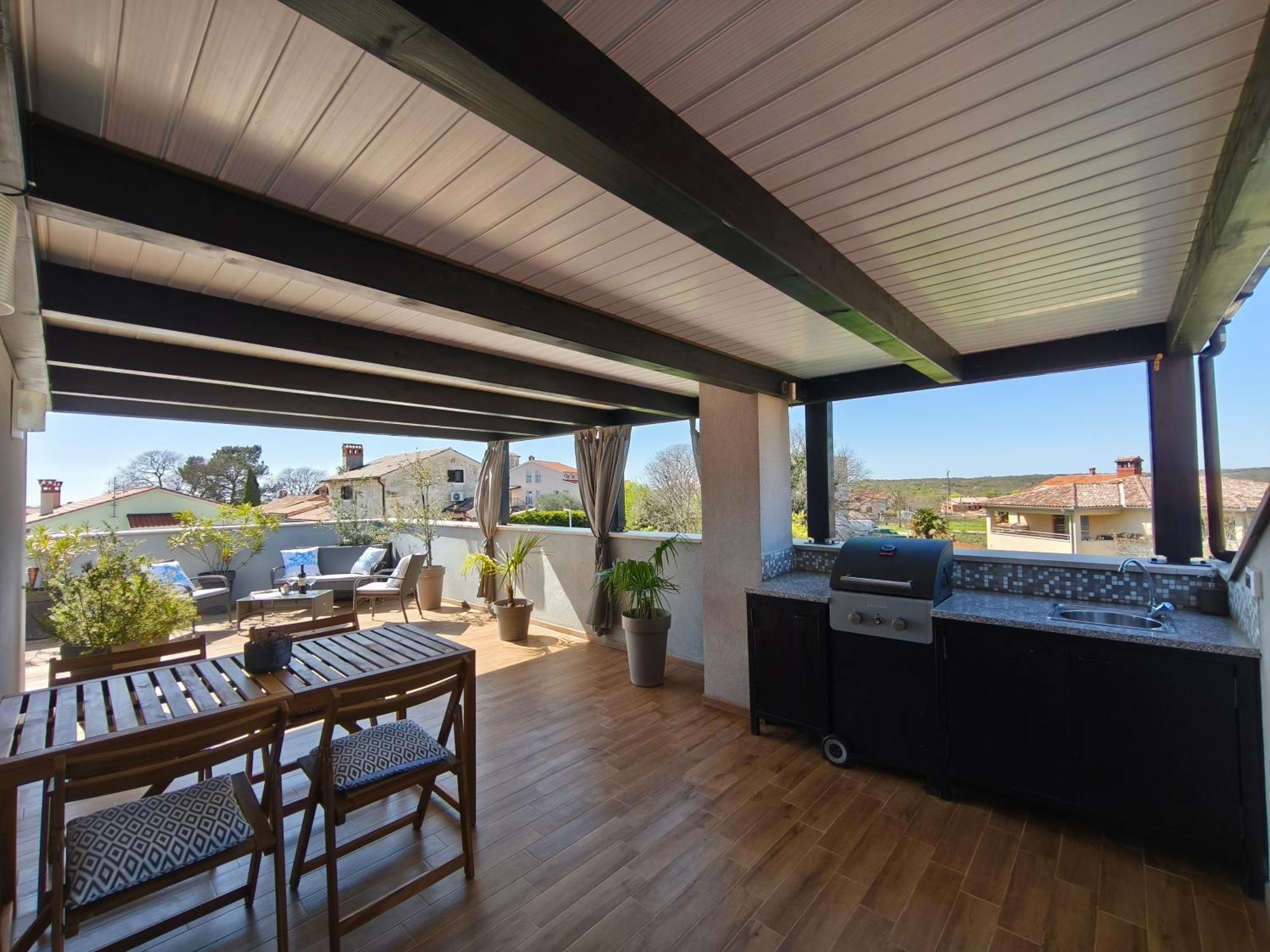Rooms And Apartments Istrasoley Bale Exterior foto